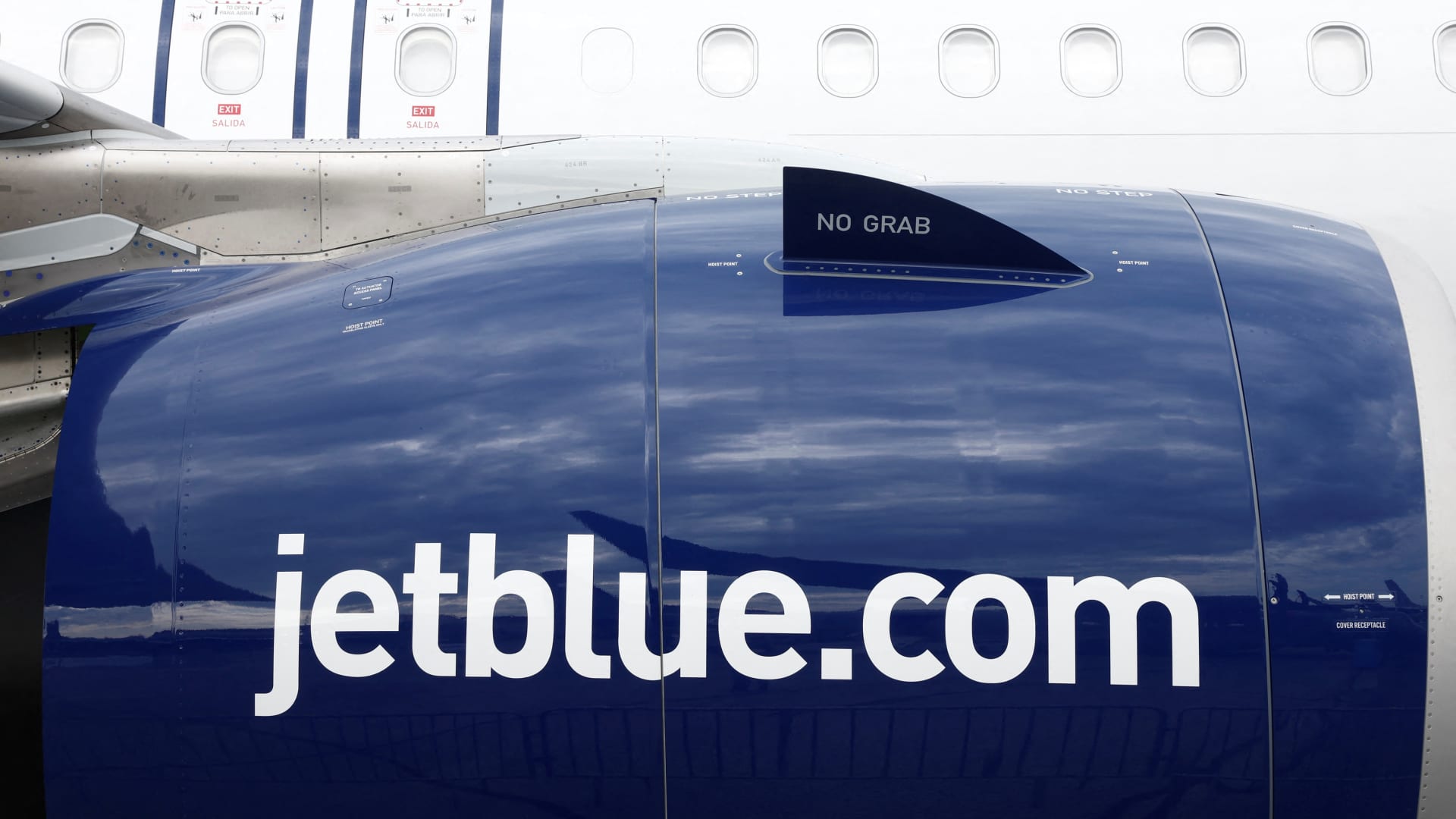 Carl Icahn gets two seats on JetBlue’s board. Here’s how he may help build value