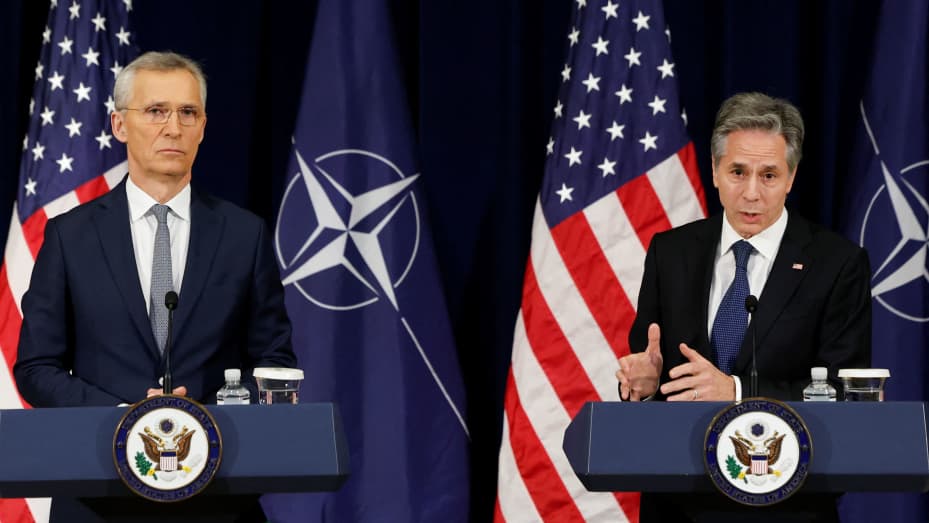 NATO Secretary-General Jens Stoltenberg and U.S. Secretary of State Antony Blinken hold a press conference at the State Department in Washington, U.S., January 29, 2024. REUTERS/Evelyn Hockstein