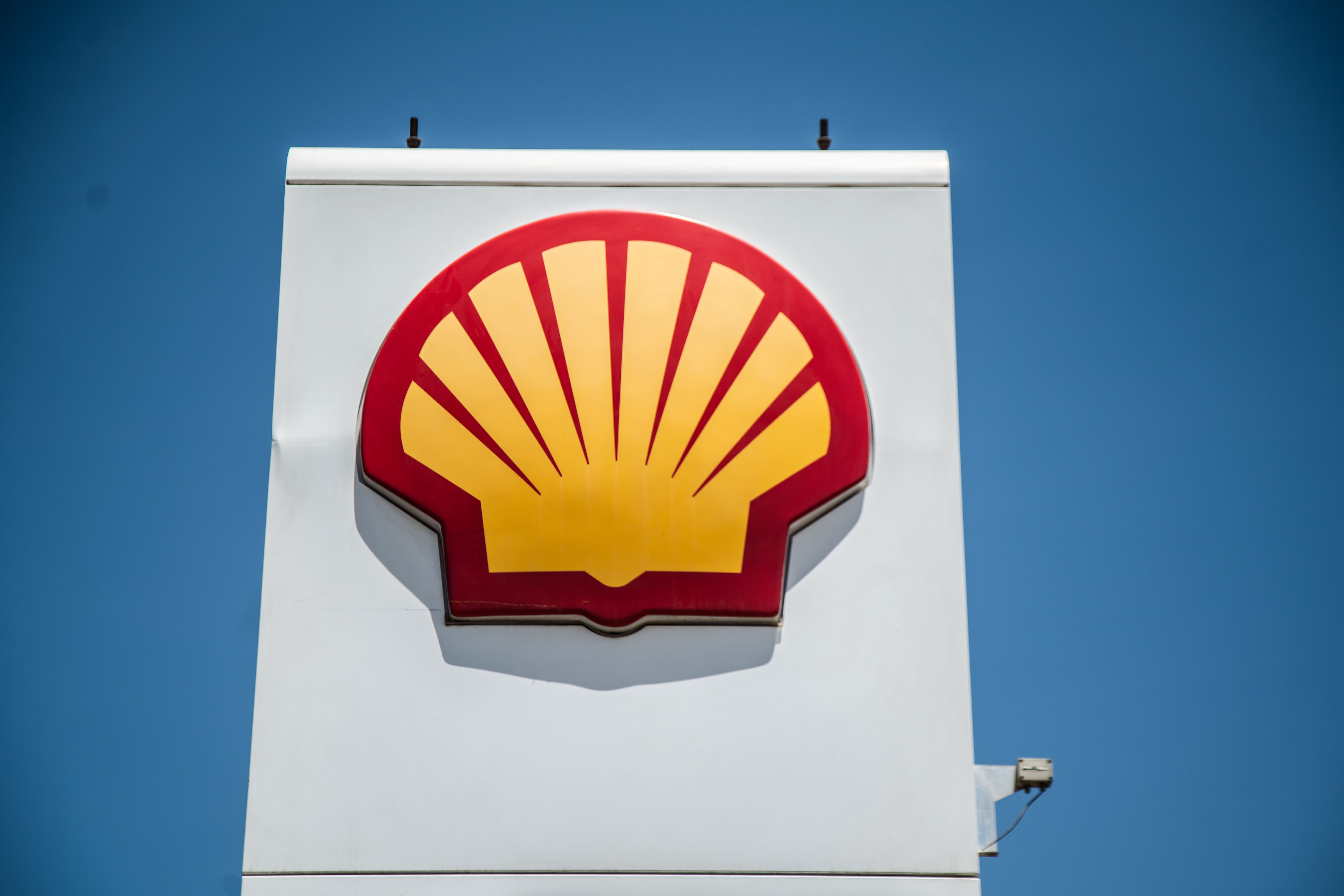 Oil giant Shell posts full-year profit beat, announces $3.5 billion share buyback