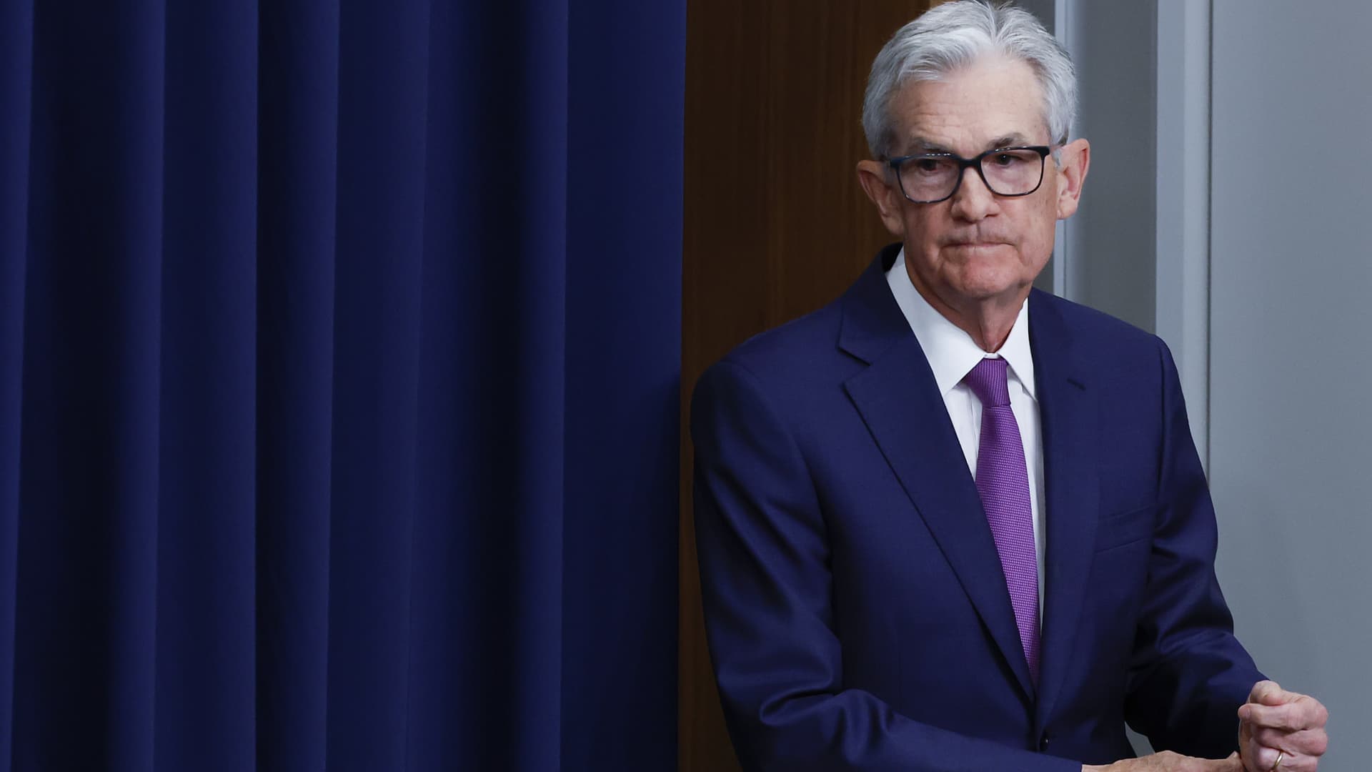 Interest Rates Unchanged as Federal Reserve Signals No Readiness for Rate Cuts