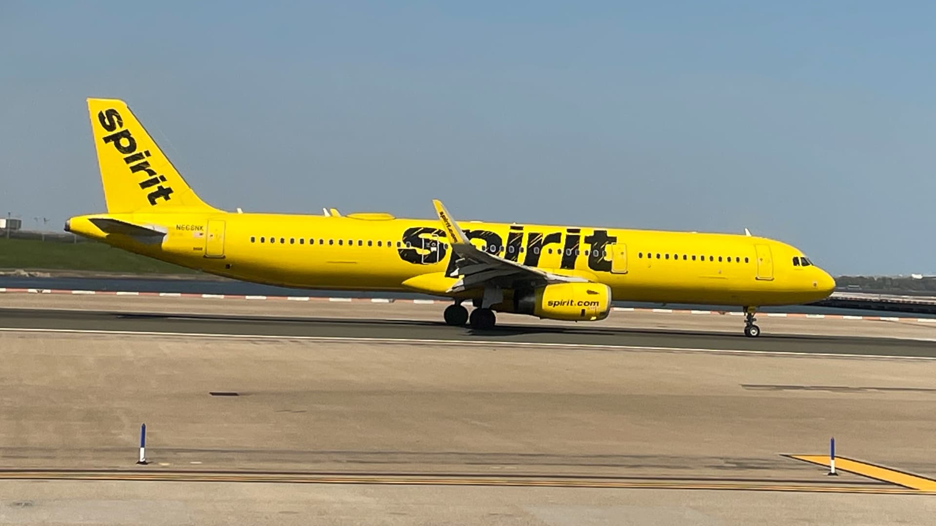 Spirit Airways says it’s on the trail again to profitability, with or with out JetBlue