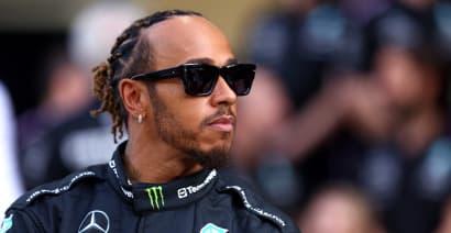 Lewis Hamilton’s blockbuster move to Ferrari hailed as a major coup for F1