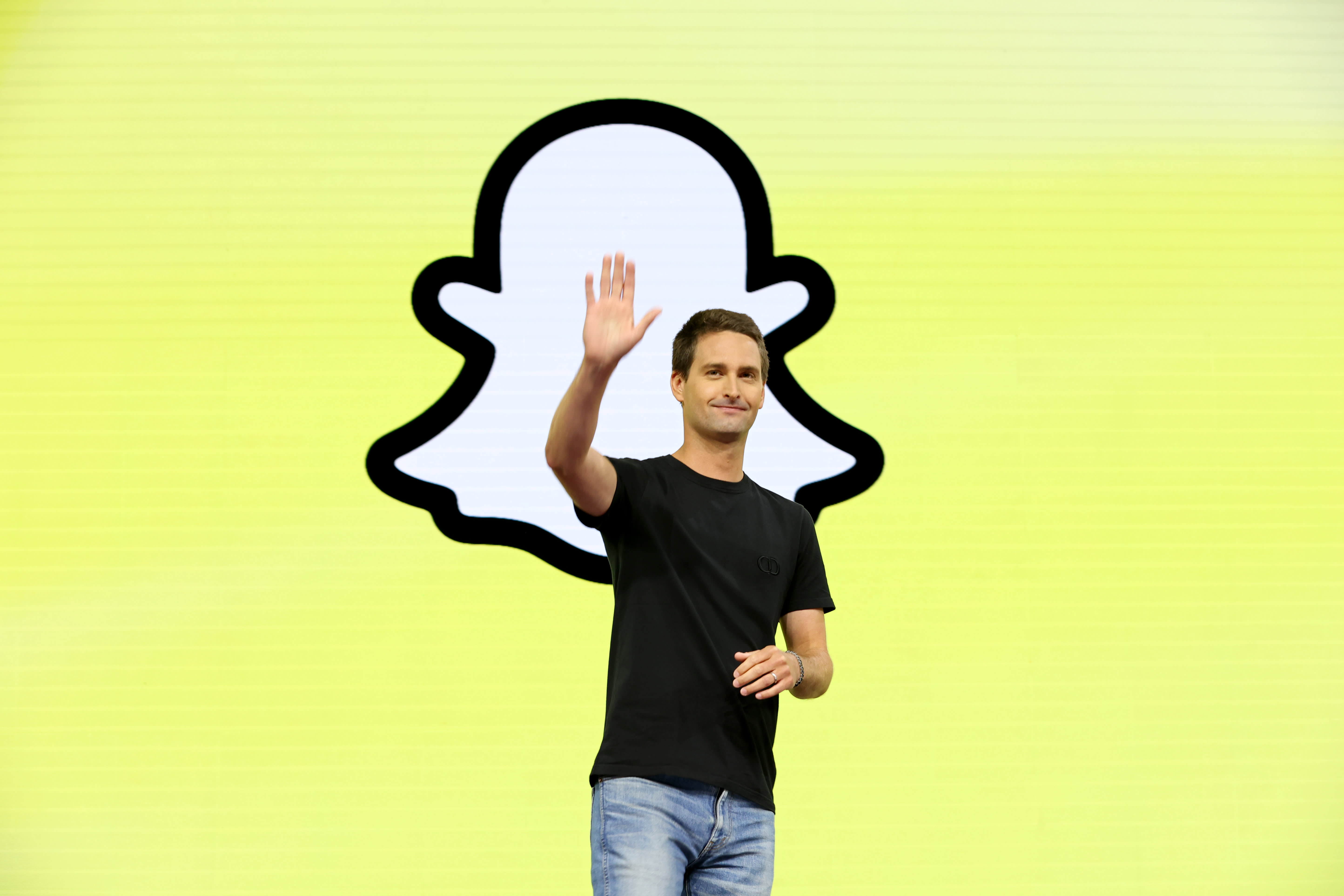 SNAP earnings for the first quarter of 2024