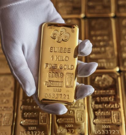 Gold surges as escalating Middle East tensions bolster demand