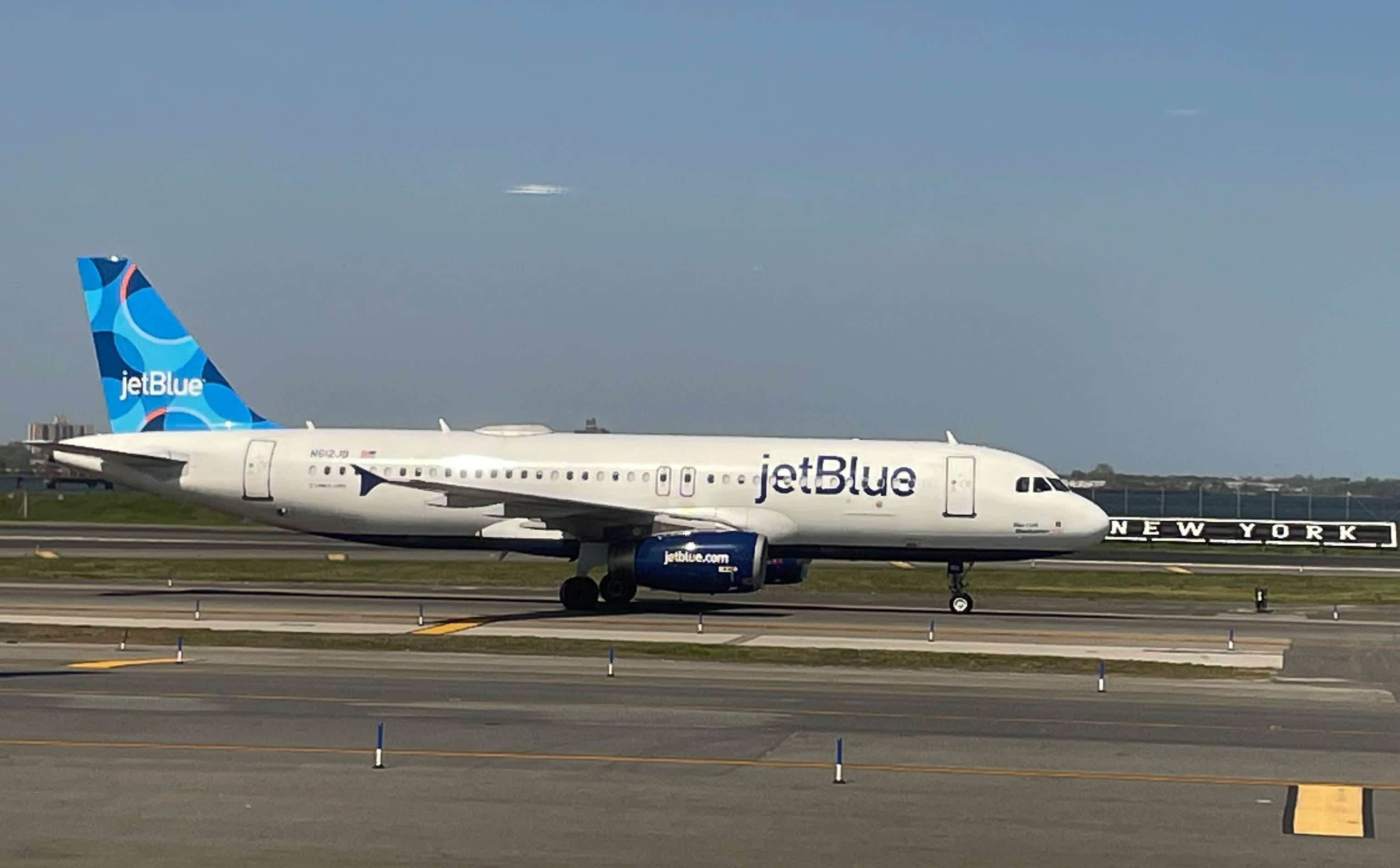 JetBlue resets with new CEO, industry veterans to run airline on time, and profitably