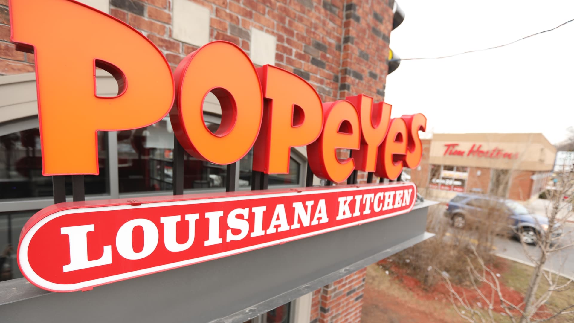Tim Hortons owner to purchase Popeyes Louisiana Kitchen. The parent company of Tim Hortons and Burger King said it will pay US$1.8 billion cash to buy the Popeyes chain. (Randy Risling/Toronto Star via Getty Images)