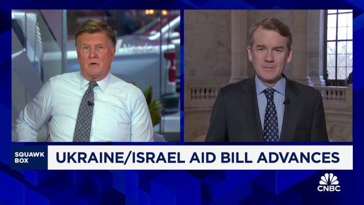 Sen. Bennet on $95B Ukraine-Israel aid bill: Need to make sure we get it done