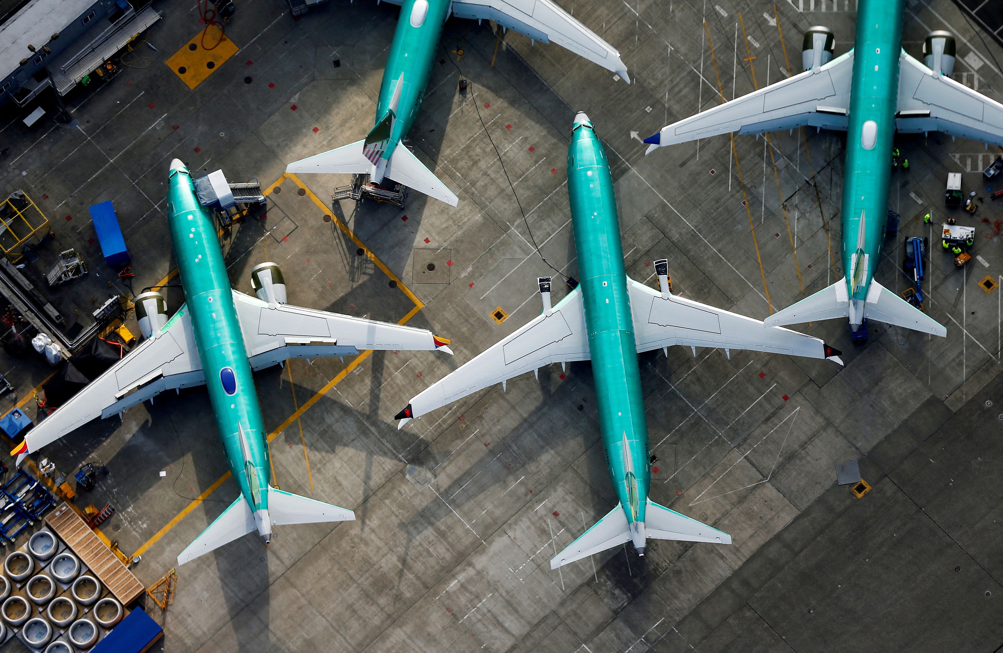 Boeing won’t display passenger jets; Airbus, China will