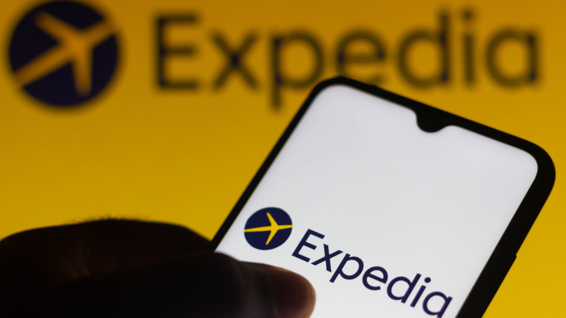 Stocks building the biggest moves midday: Apple, Expedia, Block, Dwell Nation and more