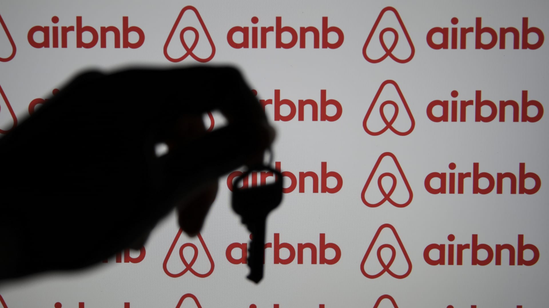 Airbnb’s new chief small business officer shares his top priorities for hosts and travelers
