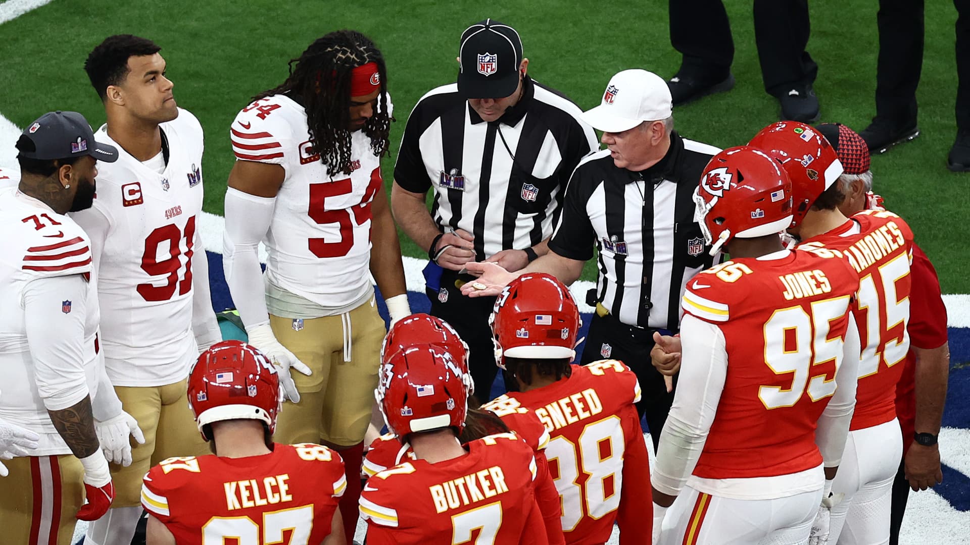 Captains for the Kansas City Chiefs and San Francisco 49ers lineup for the coin toss prior to Super Bowl LVIII at Allegiant Stadium on February 11, 2024 in Las Vegas, Nevada. 