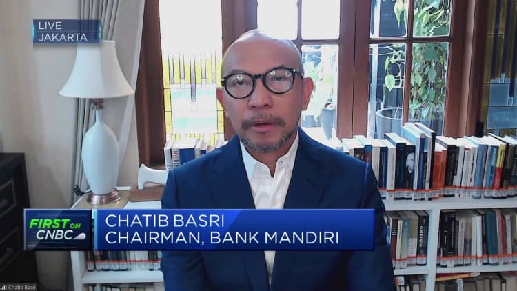Indonesia's new government should aim to increase its tax revenue: Chatib Basri