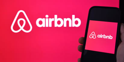 Airbnb beats earnings expectations for first quarter but offers weak guidance