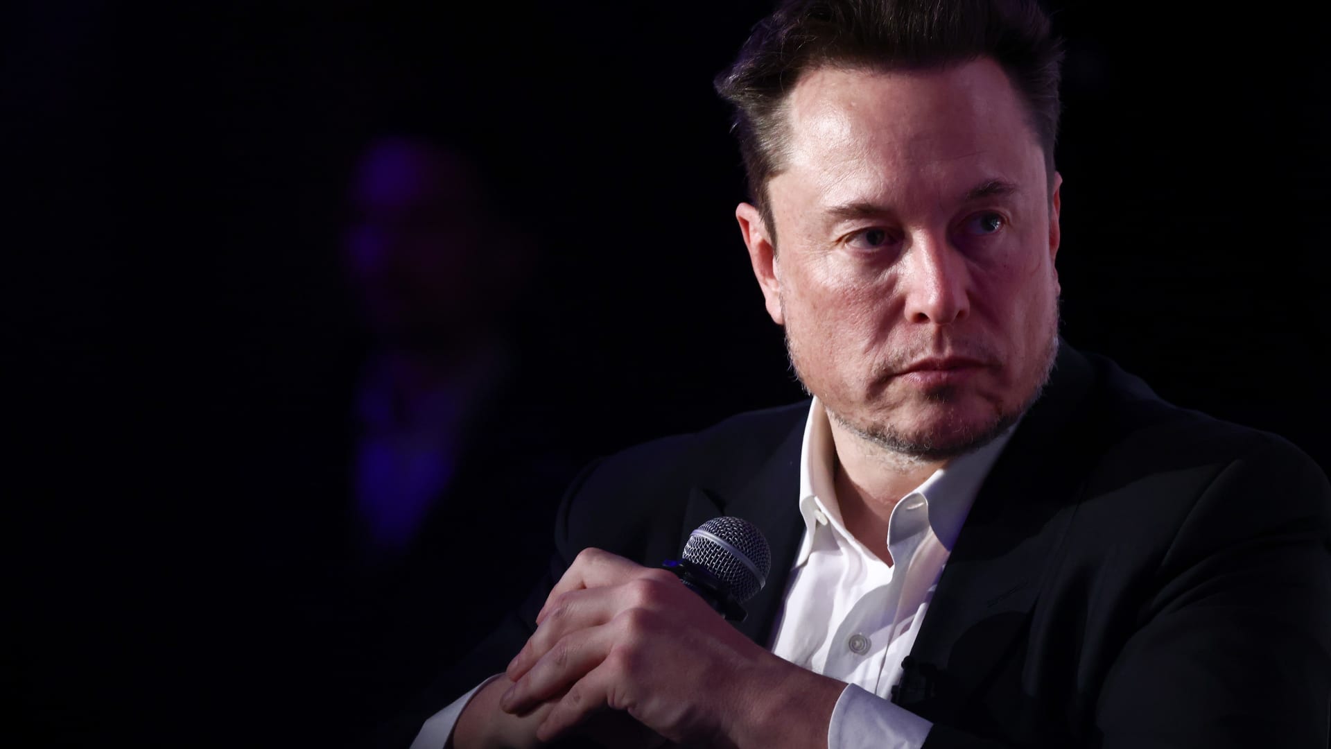 Musk’s OpenAI lawsuit is ‘good advertisement for the benefit of Elon Musk’ but may have little legal merit