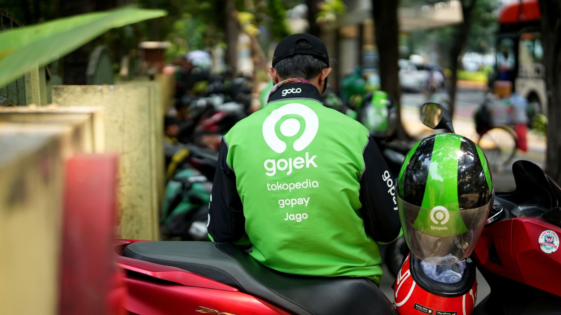 Indonesia&#x27s GoTo denies merger talks with trip-hailing rival Get