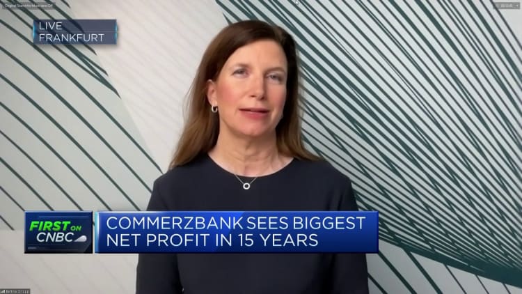 Commerzbank CFO: We're preparing for lower rates
