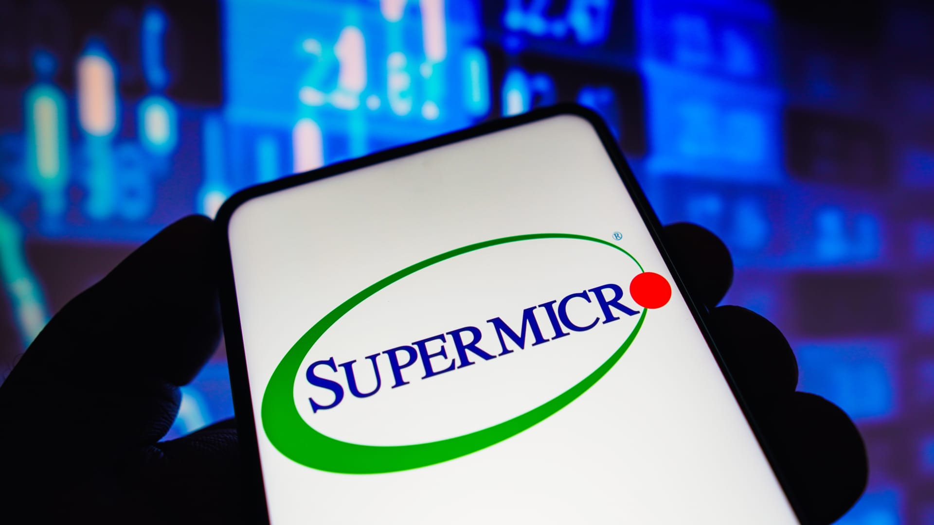 Super Micro pops 20% after S&P 500 selection