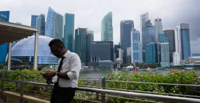 Asia markets mixed after Tuesday's broad sell-off; Singapore exports plunge more than expected 