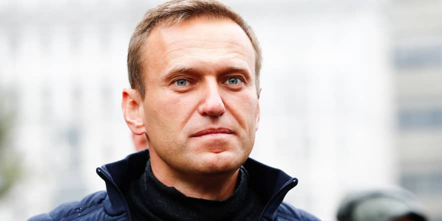 World leaders react to reports of Navalny’s death; Yulia Navalnaya says Putin won’t go unpunished