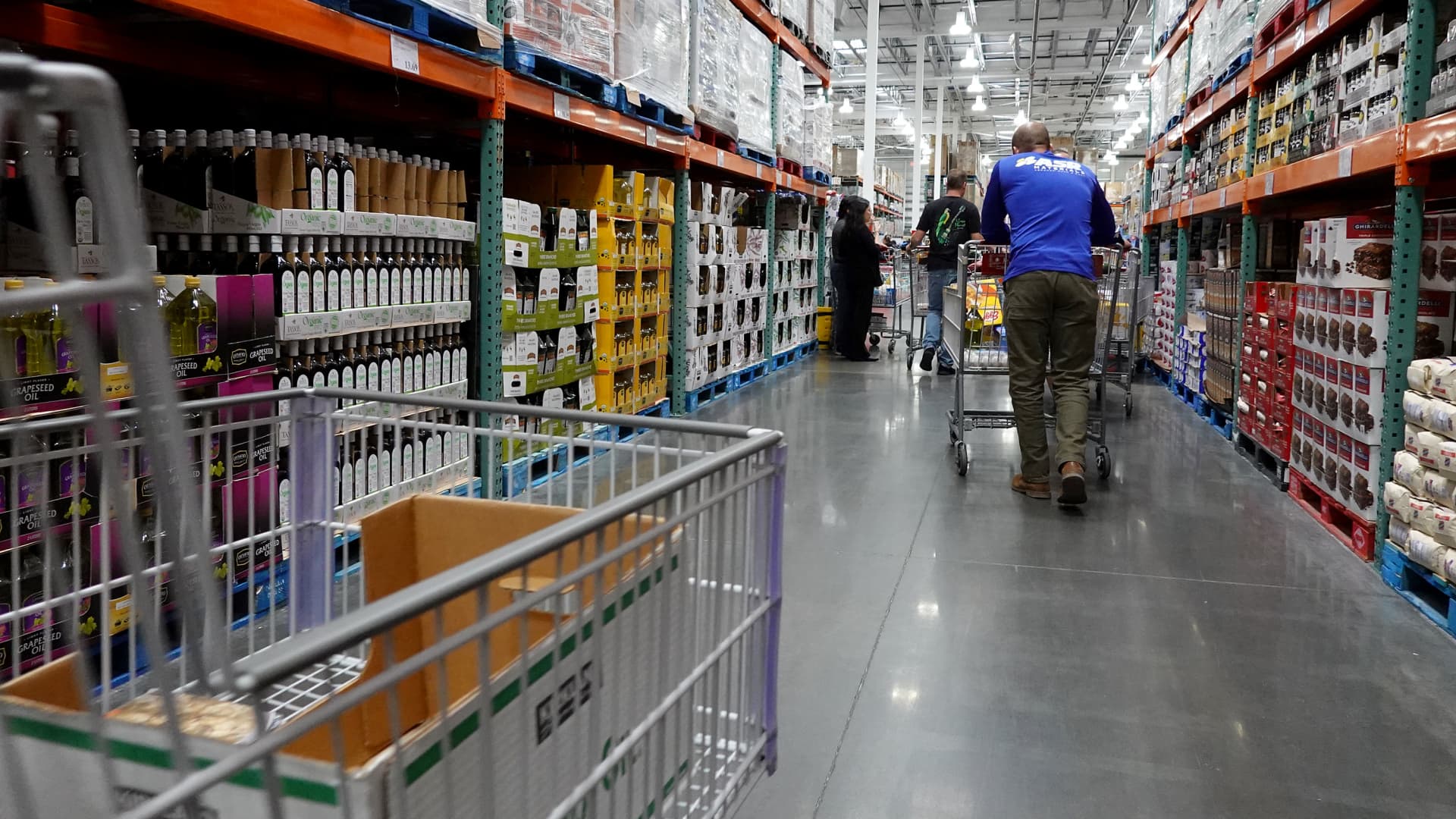 January wholesale prices rise more than expected, another sign of persistent inflation