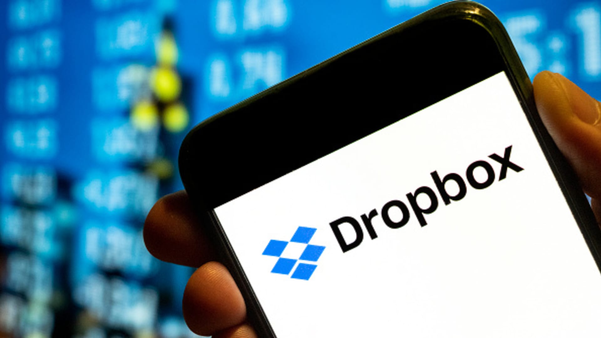Shares making the largest strikes premarket: Tremendous Micro Pc, Dropbox, DoorDash and extra