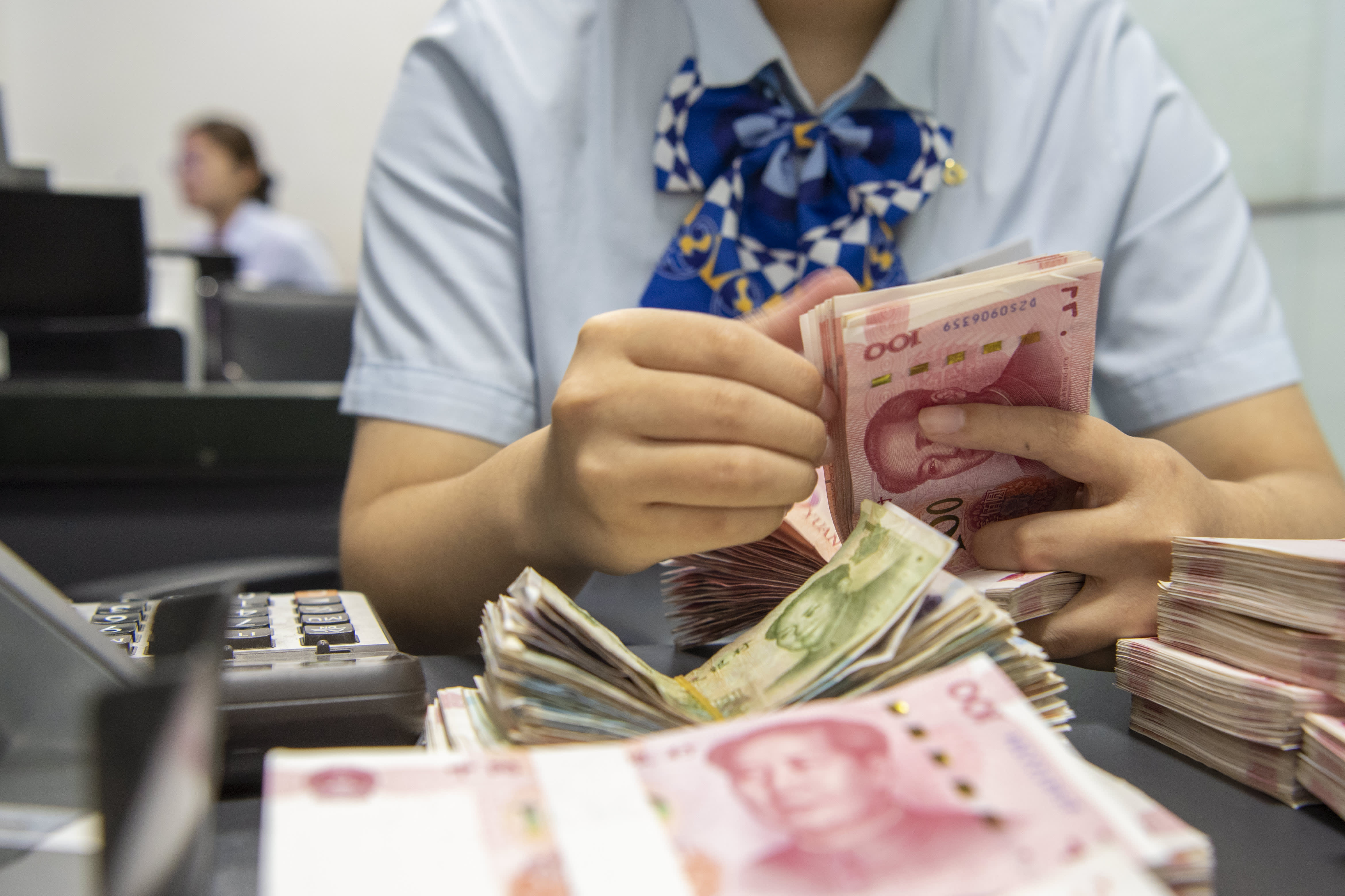 China boosts asset funding with first cut in key lending rate since June