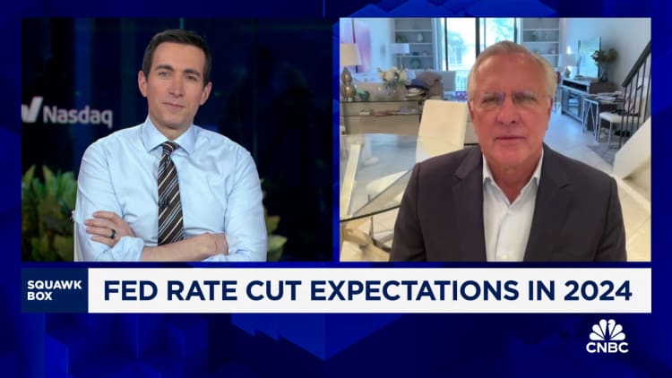 Former Dallas Fed Pres. Richard Fisher: Market expectation for six rate cuts is 'wishful thinking'