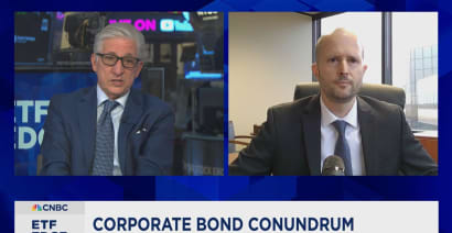 Rock & hard place: What's a bond investor to do now?