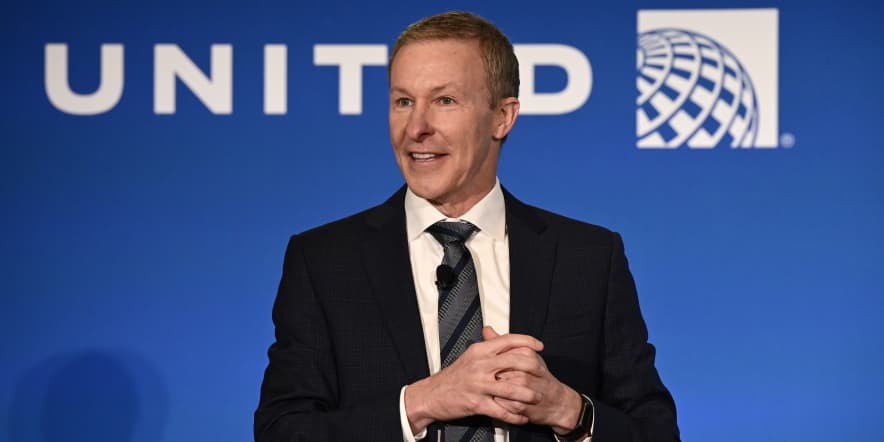Stocks making the biggest moves midday: United Airlines, Travelers, Abbott Laboratories and more