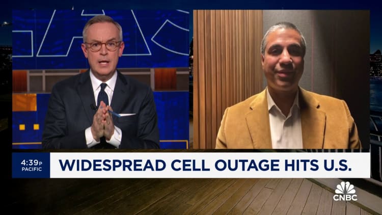 Fmr. FCC Commissioner Ajit Pai says he's leaning toward 'mundane' explanation for AT&T outage
