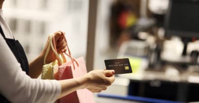 Credit card delinquencies rise as more Gen Zers are maxed out: New York Fed data