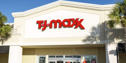 Off-price retail is poised to keep taking market share. Why is TJX's stock stuck? 