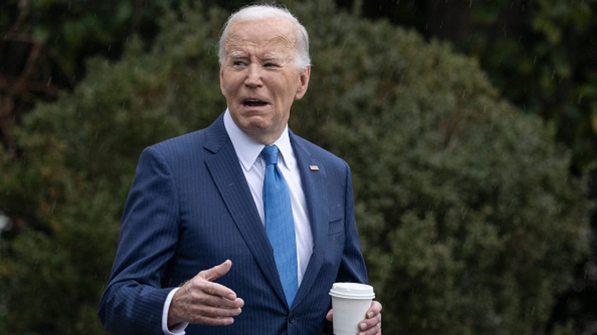 Biden gets annual physical, with fitness for office an election issue