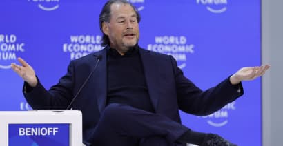 Salesforce beats on earnings, forecasts single-digit revenue growth for the year