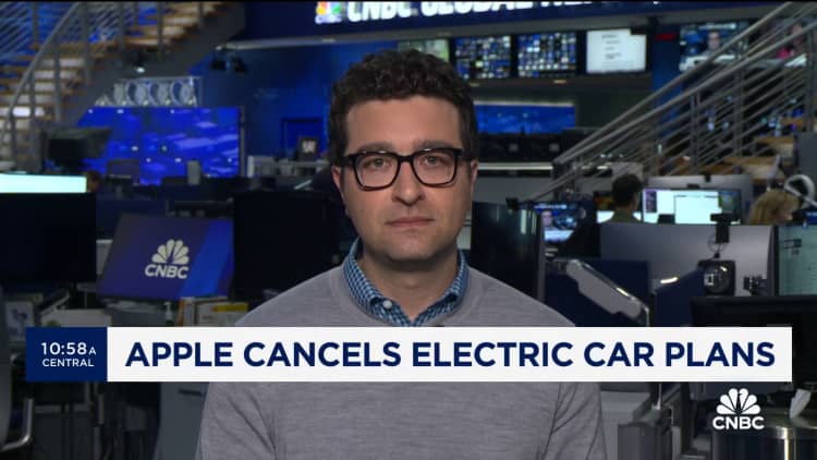 Apple cancels electric vehicle plans