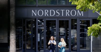 Nordstrom shares fall 10% as retailer warns of potential sales declines in 2024