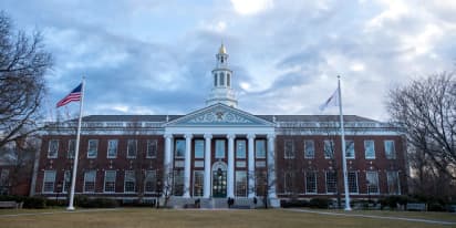 Harvard Business School grad accused of swindling alums out of $2.9 million