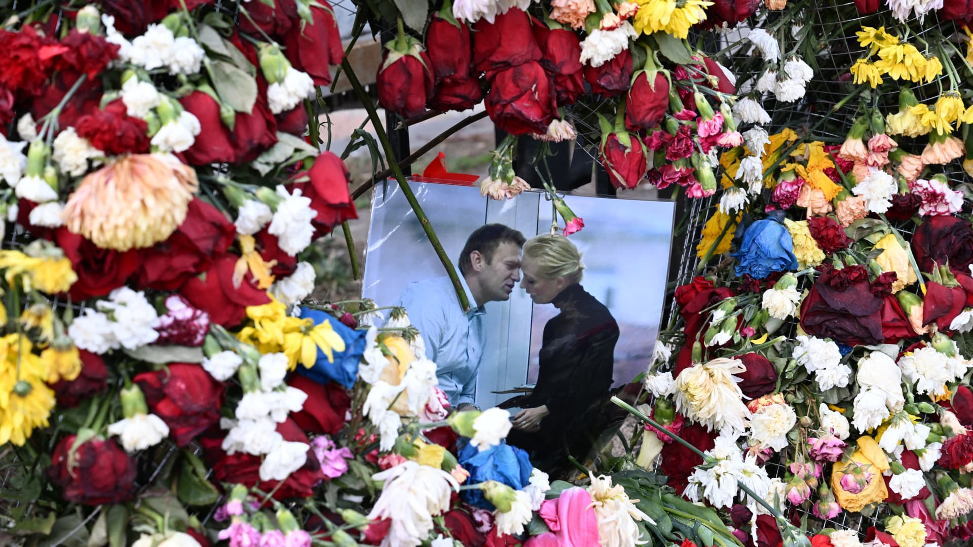 Putin likely did not specifically order Navalny’s killing, U.S. intelligence agencies conclude