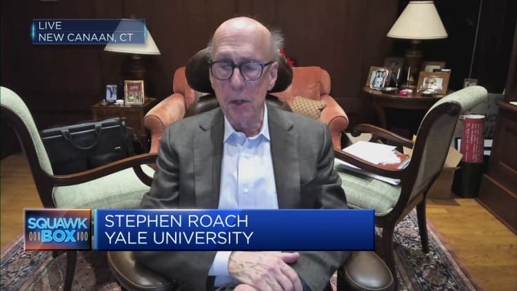 Yale's Stephen Roach says China may have run out of imaginative solutions to its tough problems