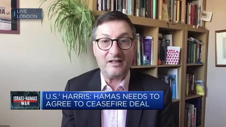 Pressure needed on both Israel and Hamas to reach a cease-fire, analyst says