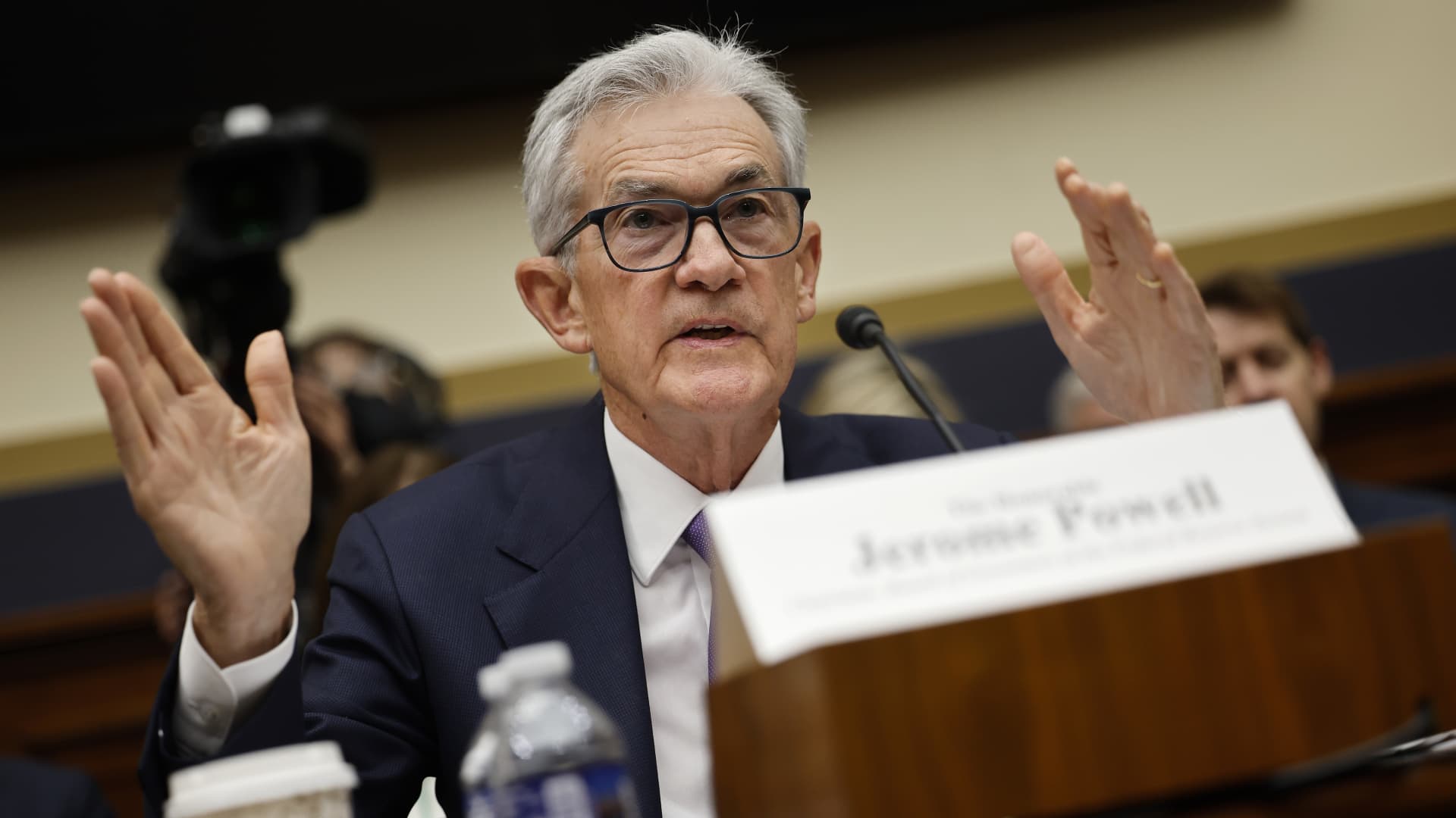 Powell reinforces position that the Fed is not ready to start cutting interest rates