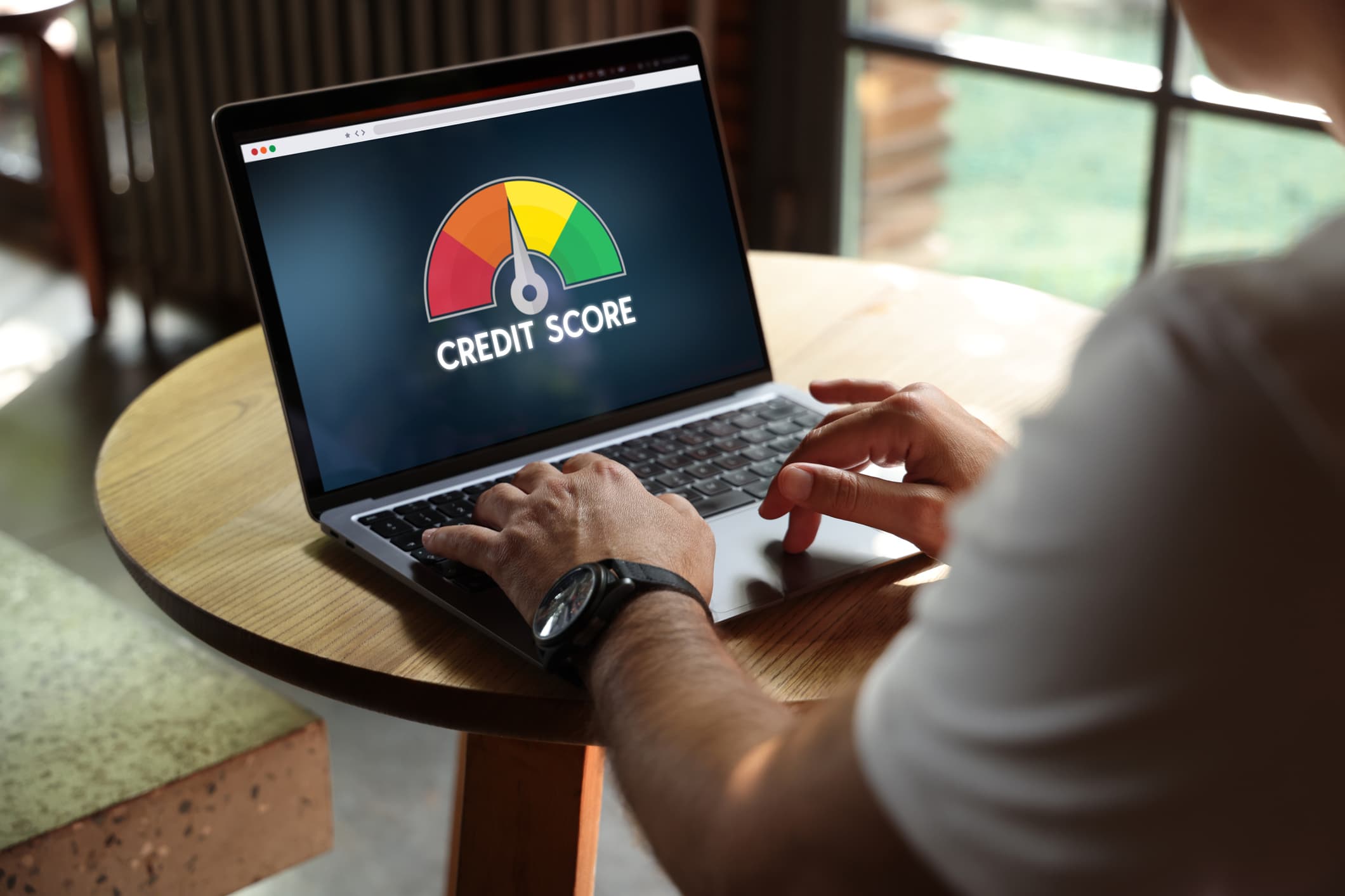The average credit score falls for the first time in 10 years