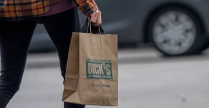 Stocks making the biggest moves midday: Dick's, Lennar, Robinhood and more