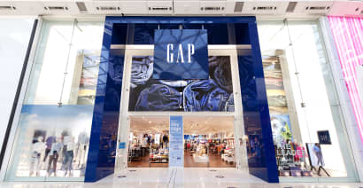 Jim Cramer says Gap is 'kind of attractive,' but Marvell 'too soon to buy' on dip
