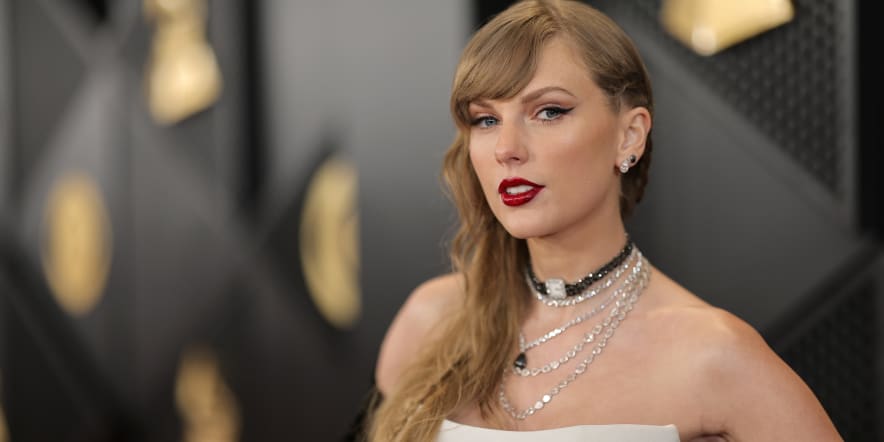 Taylor Swift's music returns to TikTok after Universal Music agrees new licensing deal, ending spat