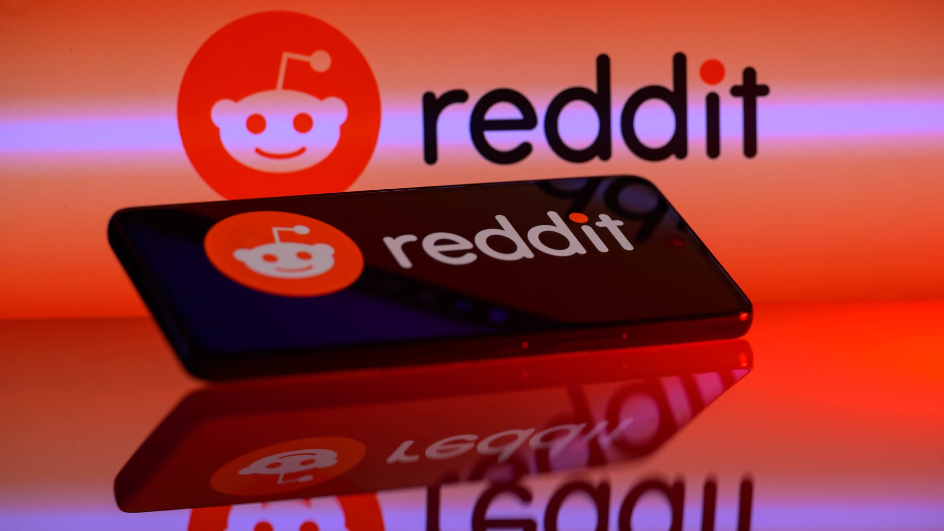 Reddit power users balk at chance to participate in IPO as Wall Street debut nears