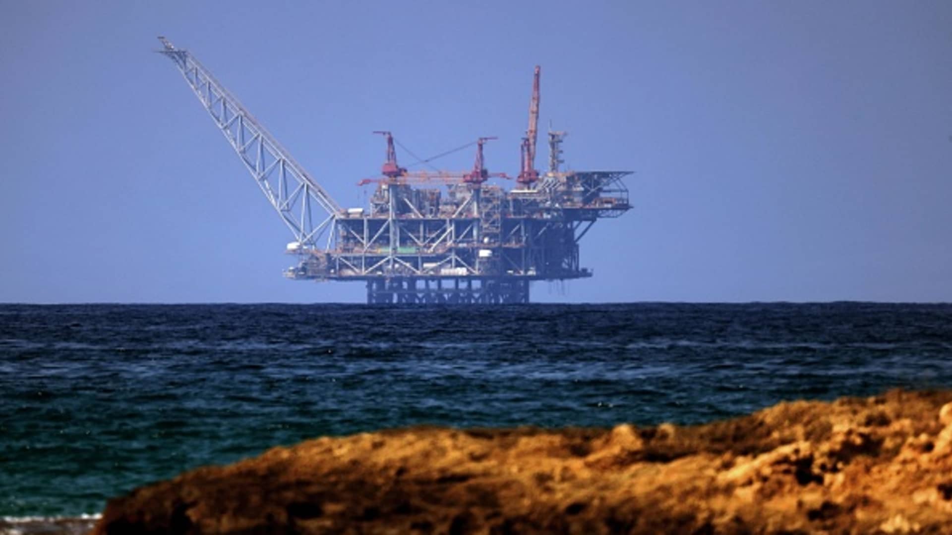 BP and Abu Dhabi National Oil Company suspend major purchase in Israeli gas firm