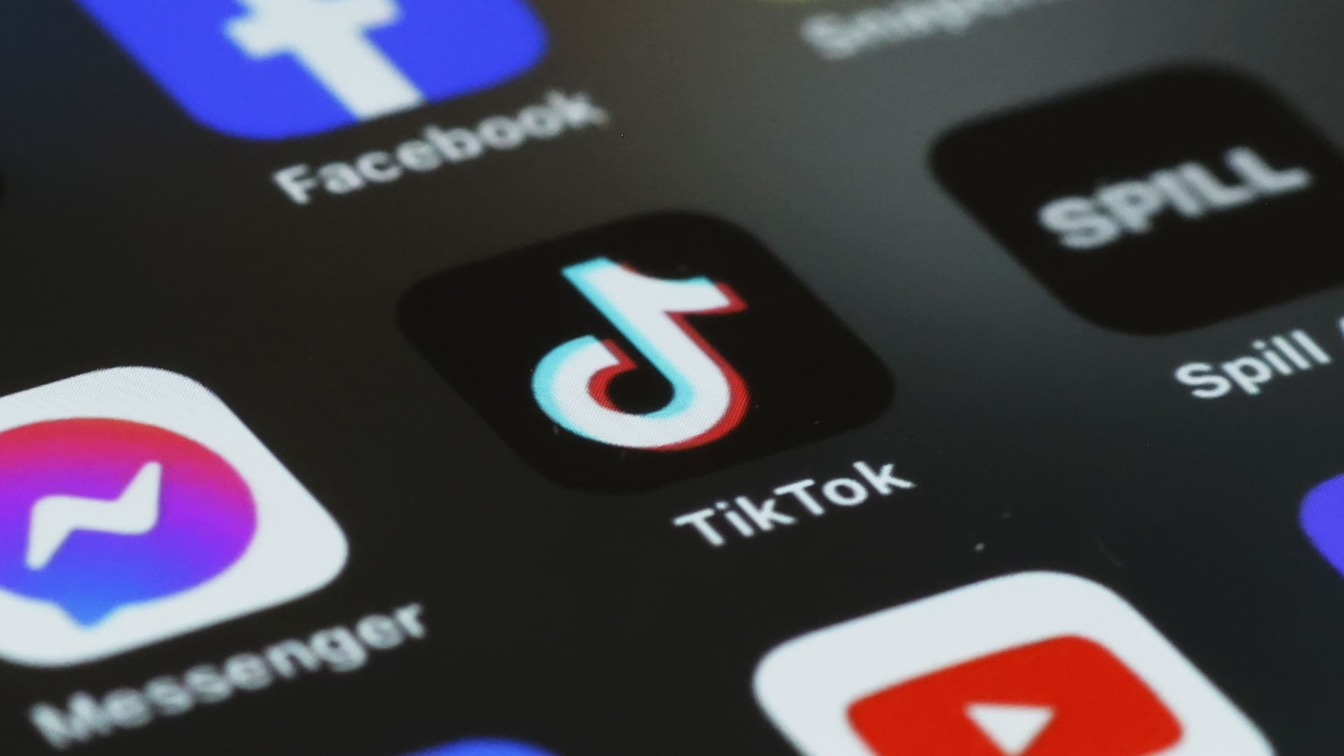 TikTok helps make .1 million Television set advert get as Senate testimonials invoice that could ban app