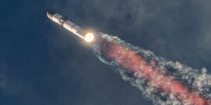 SpaceX's Starship notches flight test milestones, breaks up over Indian Ocean