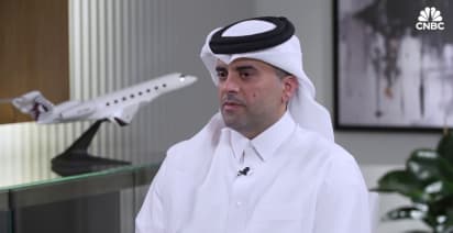 Qatar Airways CEO says he’s 110% confident Boeing makes safe planes